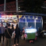 Lotong night market