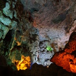 Thien Cung Cave