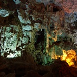 Thien Cung Cave