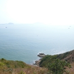 Hillside path to Fan Lau Tung Wan